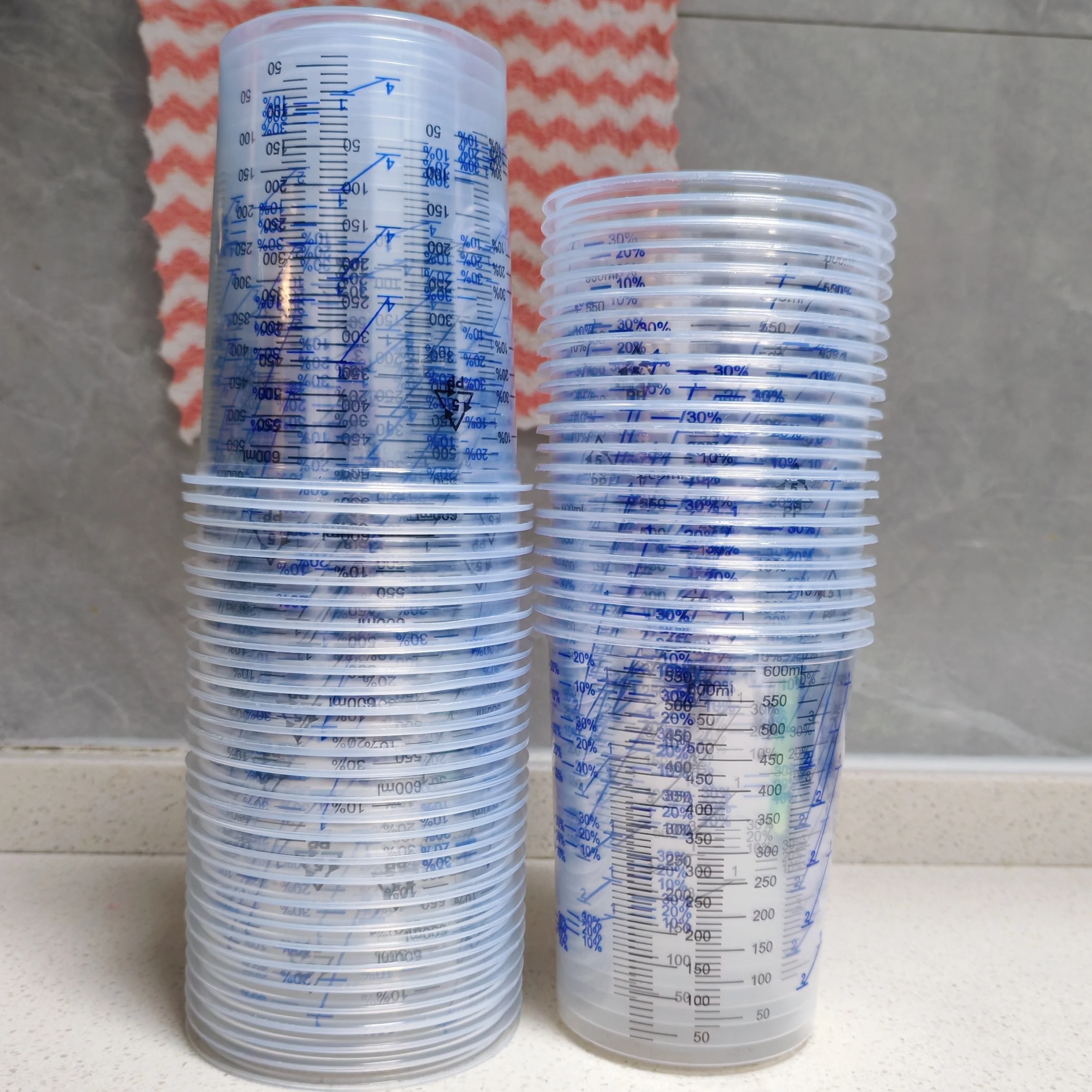 10PCS 600ml 20oz Large Capacity Plastic Measuring Cup Stirring Cup with Accurate Markings for Paint Resin, Epoxy Resin, Artwork