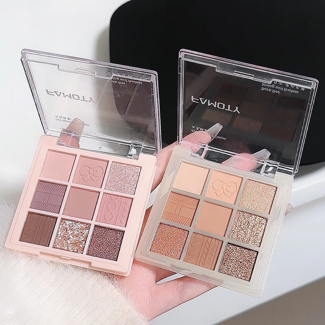 Negen kleuren oogschaduwplaat Matte parellichtflitser hete kleur dagelijks geschikt voor beginners Multifunctionele oogschaduwplaat