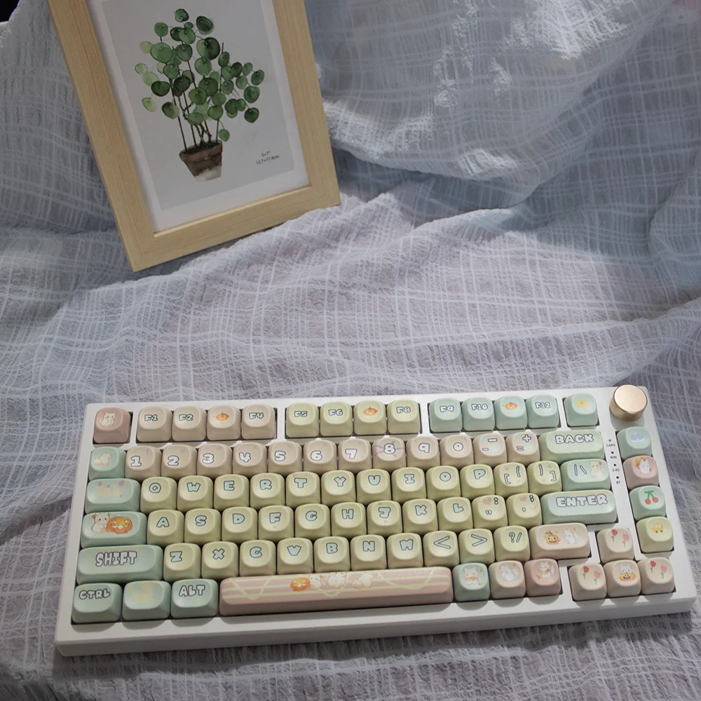 Milk fur soft cat, cute pink keyboard PBT material SOA QX3 round keycap