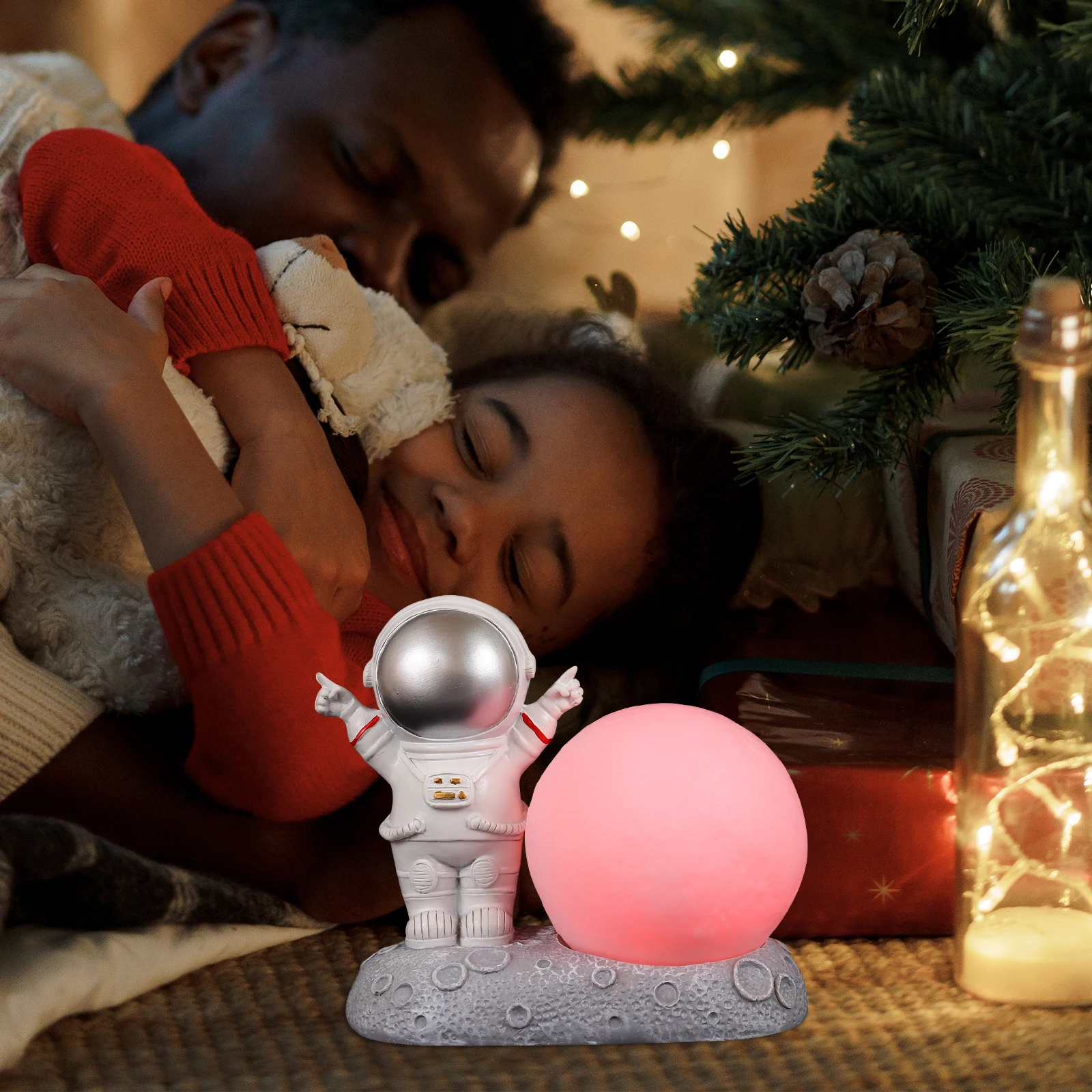 

Astronaut Moon Night Light Decorative Home Gifts Kids Bedroom Resin Material Night Lamp Decoration Design