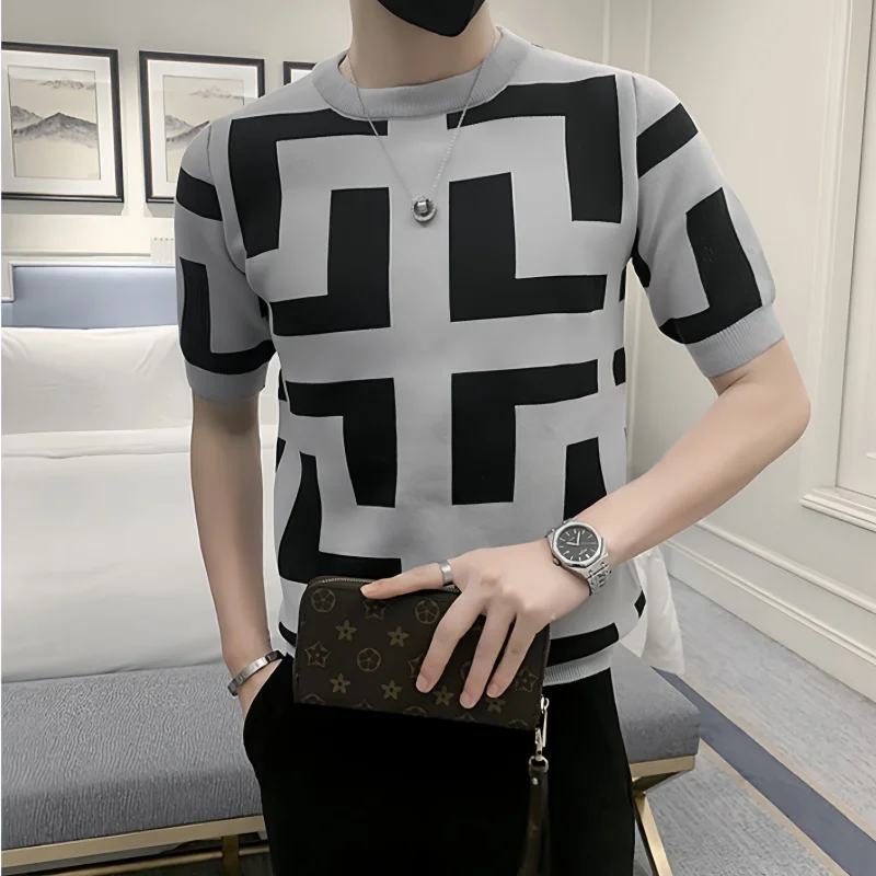 

Spring Autumn Man Tshirt Slim Fit Casual Fashion Geometric Pattern Knitted Bottoming Shirt Round Neck Short Sleeve T-shirt Men