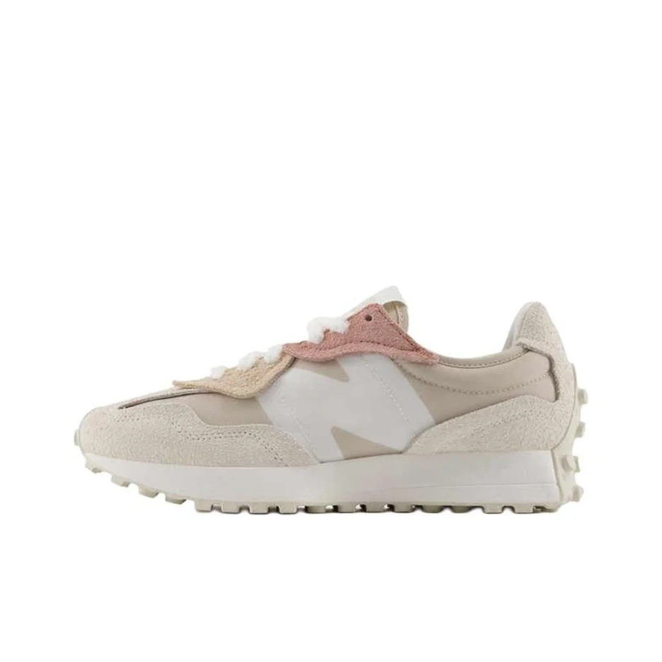 حذاء كاجوال New Balance NB 327 مريح بمقدمة مستديرة ومتين ومنخفض القطع، طراز للجنسين، لون أبيض فاتح
