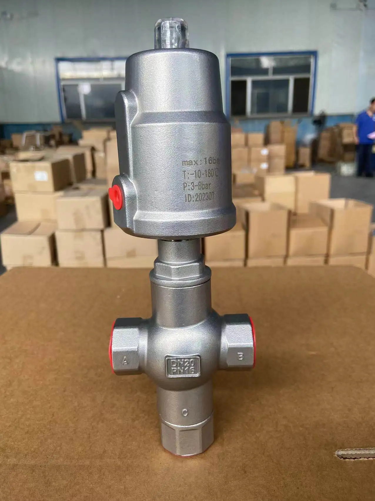 Tri Clamp Three Way Angle Seat Valve Automatic Stainless Steel Pneumatic Angle Seat Valve Factory Direct Pneumatic Valve