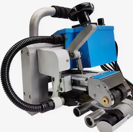 Geotextile membrane welding machine, automatic climbing welding machine