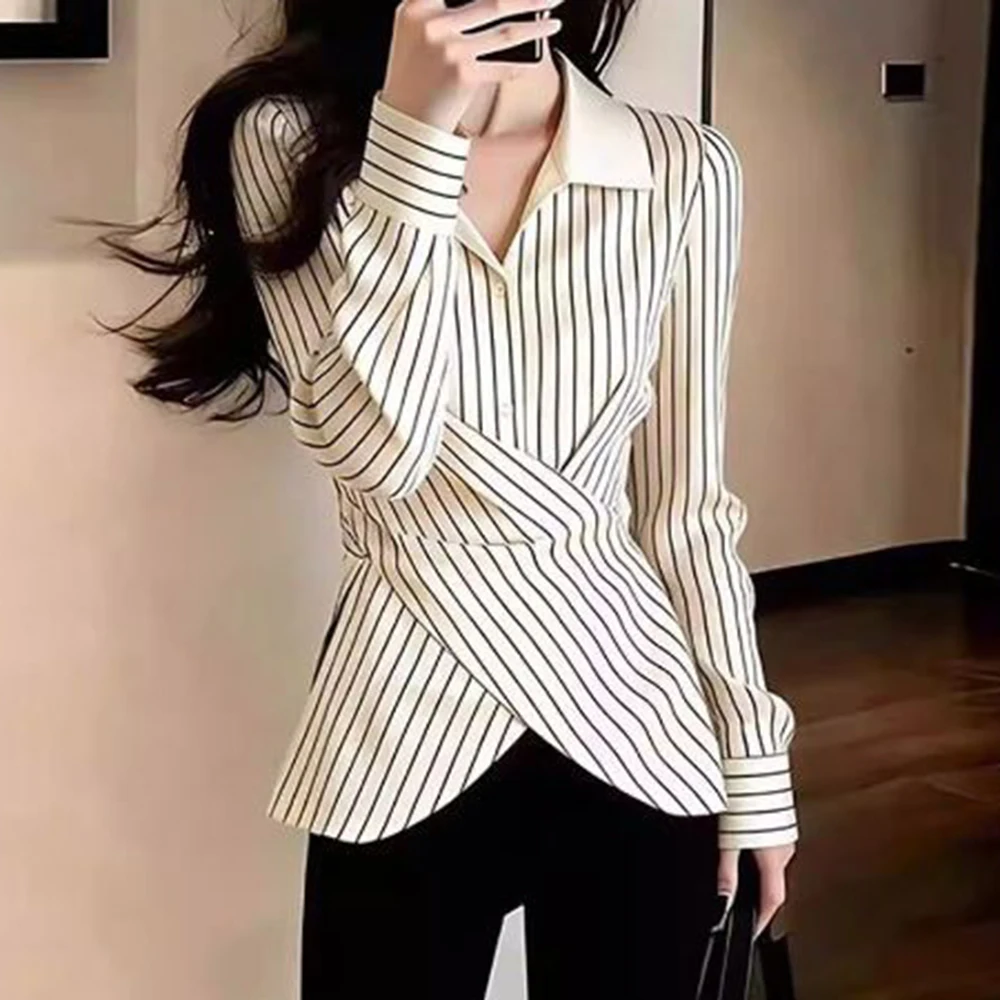2026 spring design niche shirt women's high-end sense light luxury top unique and beautiful long-sleeved shirt
