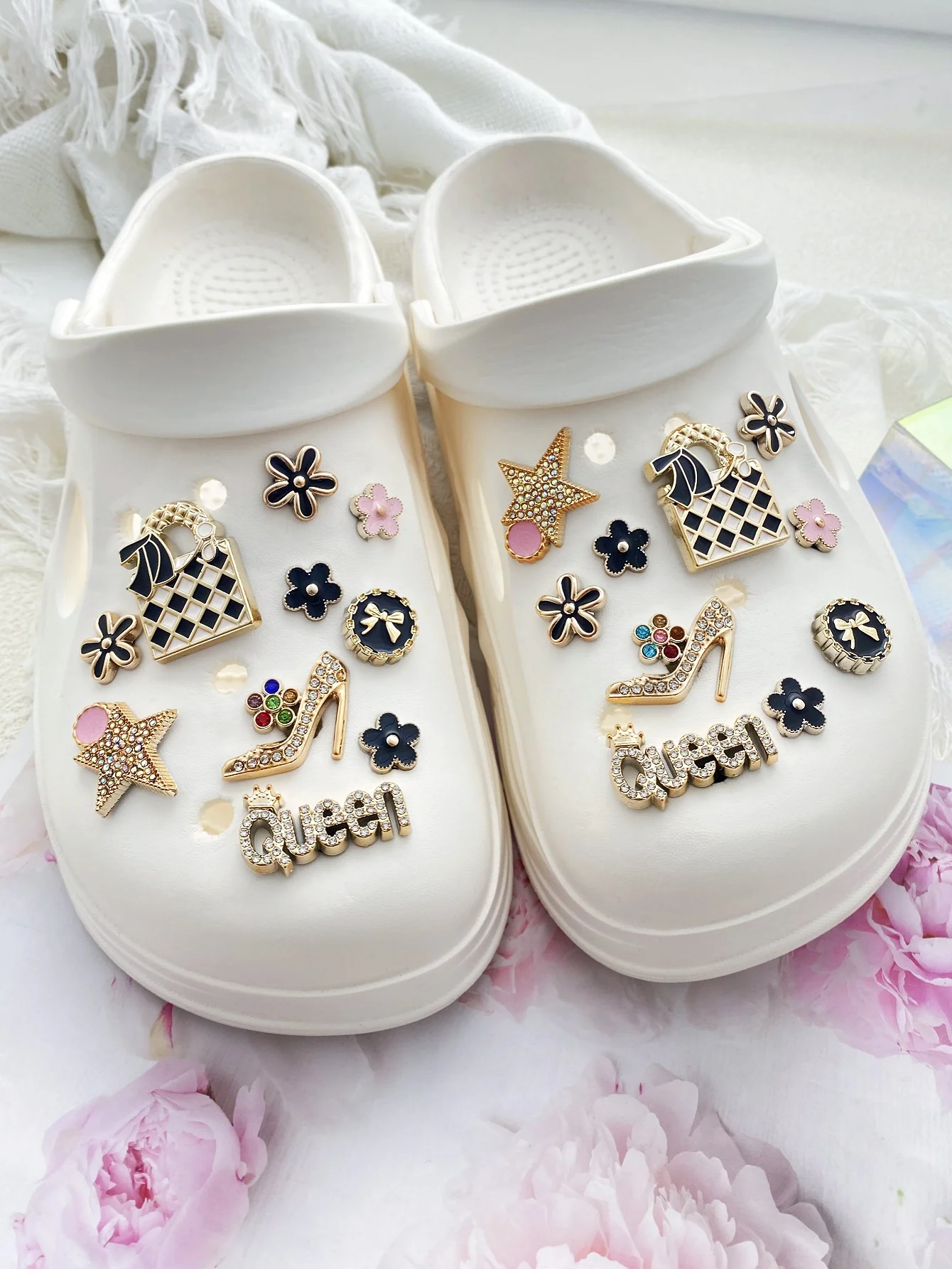 20-pecas-de-bolsa-de-quadro-preto-e-branco-flores-arcos-salto-dourado-abs-cor-diamante-estrelas-letras-rainha-fivela-de-flor-rosa-di