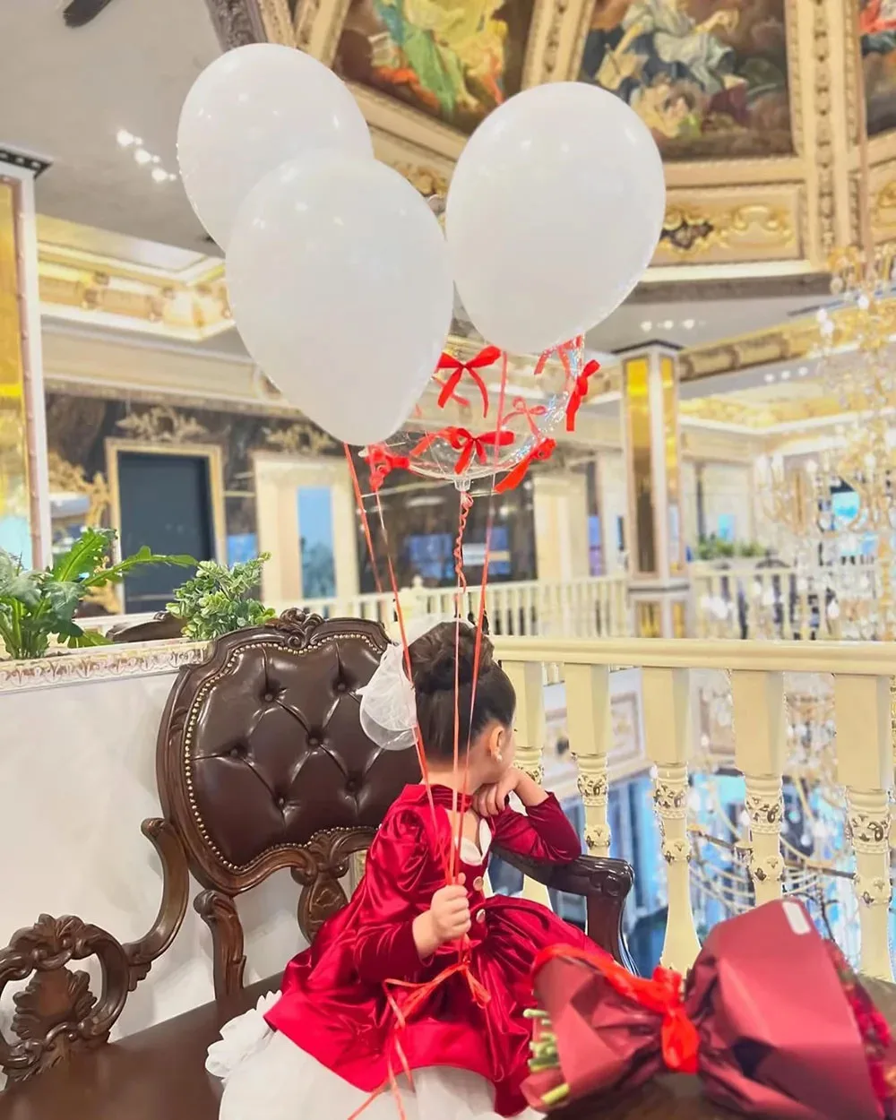 فساتين فتاة الزهور الحمراء المخصصة لحفلات الزفاف الساتان بأكمام طويلة ثلاثية الأبعاد منتفخ الأزهار الطفل الأحداث الرسمية مأدبة مساء ثوب الحفلات