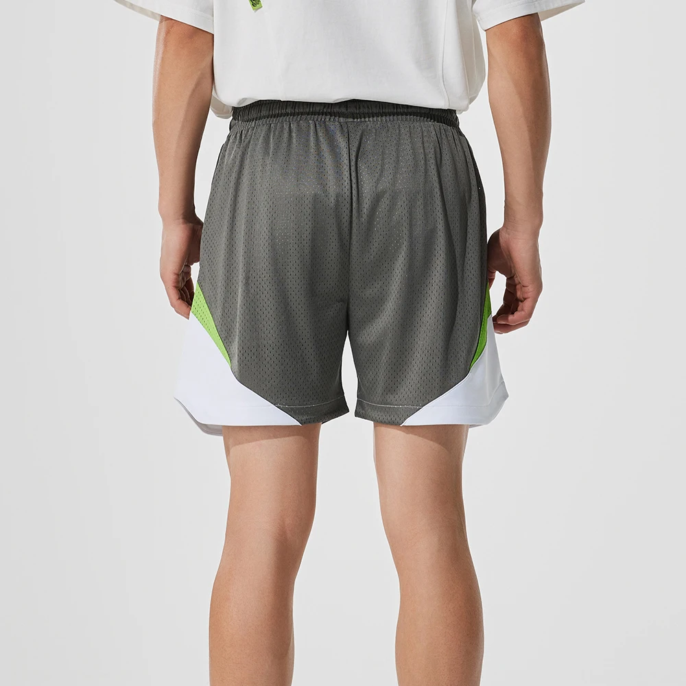 Street Style Mesh Basketball Shorts for Men Side Pockets Elastic Waistband Breathable Sport Shorts for Training Running