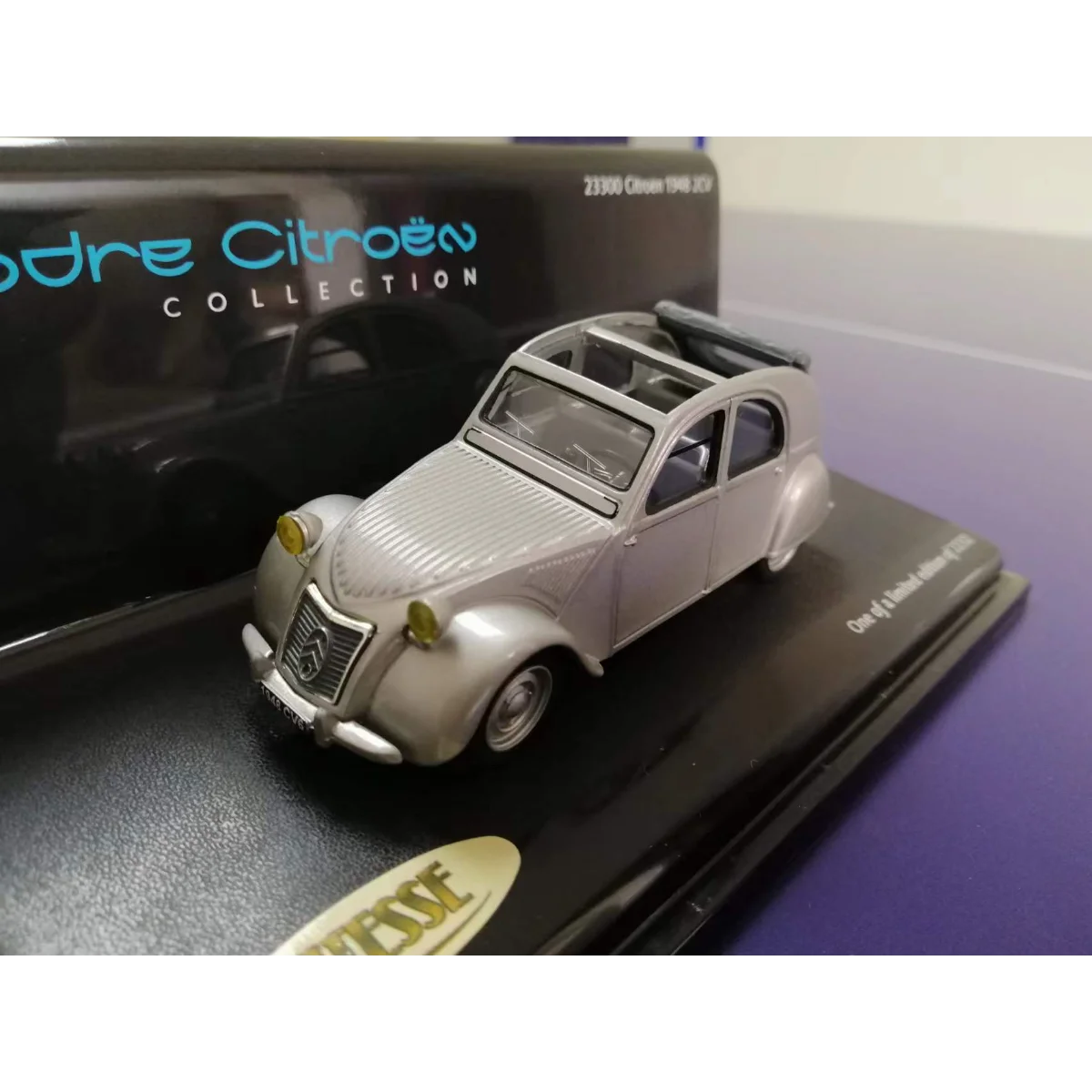 

Литой под давлением масштаб 1:43 Vitesse Citroen Convertible Classic Limited Edition, модель автомобиля из сплава, Коллекционная игрушка, подарок, сувенирный дисплей