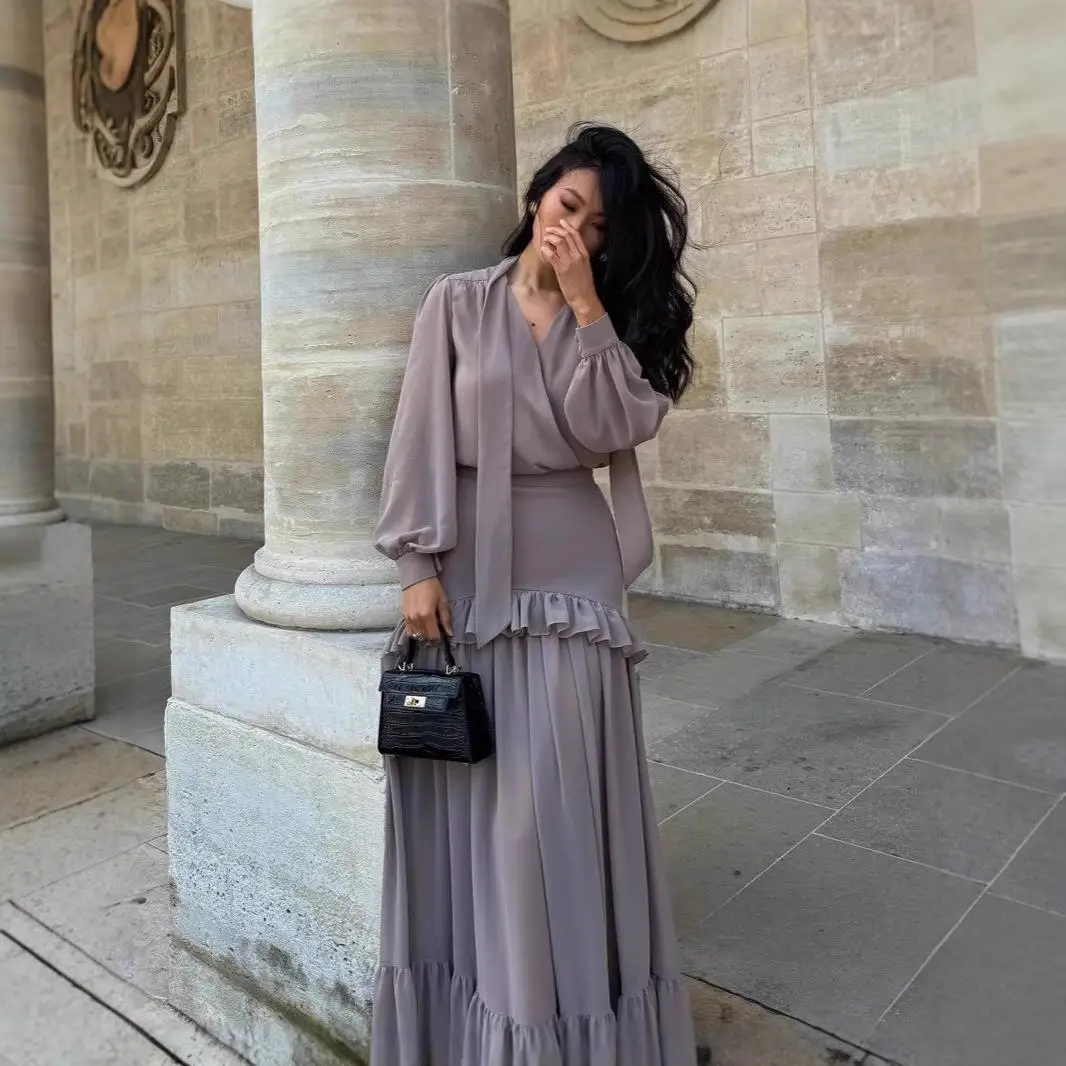 

Повседневная модная шифоновая блузка с v-образным вырезом и плиссированная юбка длиной f, женская осенняя одежда, комплект футболок с длинным свеком