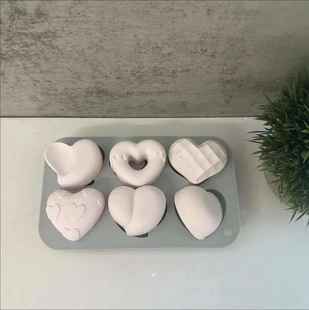 

Love Silicone Mold Heart Shape Cake Mould Valentine's Day Plaster Wedding Home Decor Gypsum Resin Office Table Ornament Molds