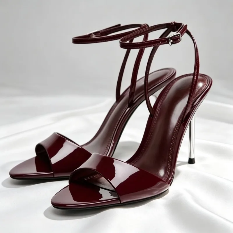 Image of Sexy Marke High Heels Frauen Offene spitze Ankle Strap Patent Leder Metall Dünne Heels Sandalen Weibliche Elegante Party Kleid Schuhe Pumpen