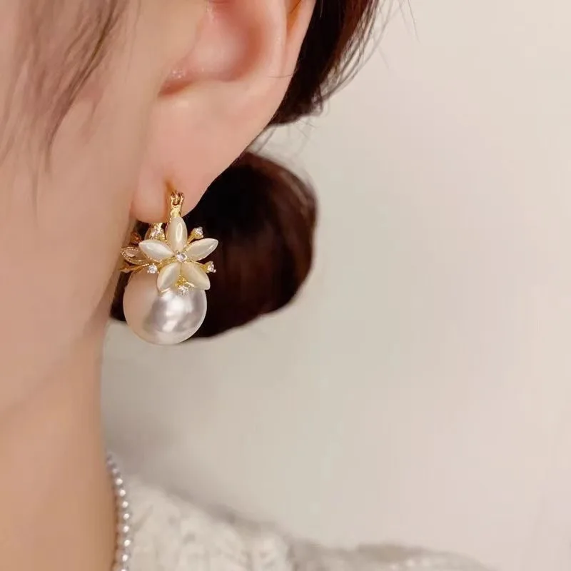 Advanced Super Immortal Elegant Temperament Flower Pearl Earrings, New Trendy and Versatile High-End Earrings