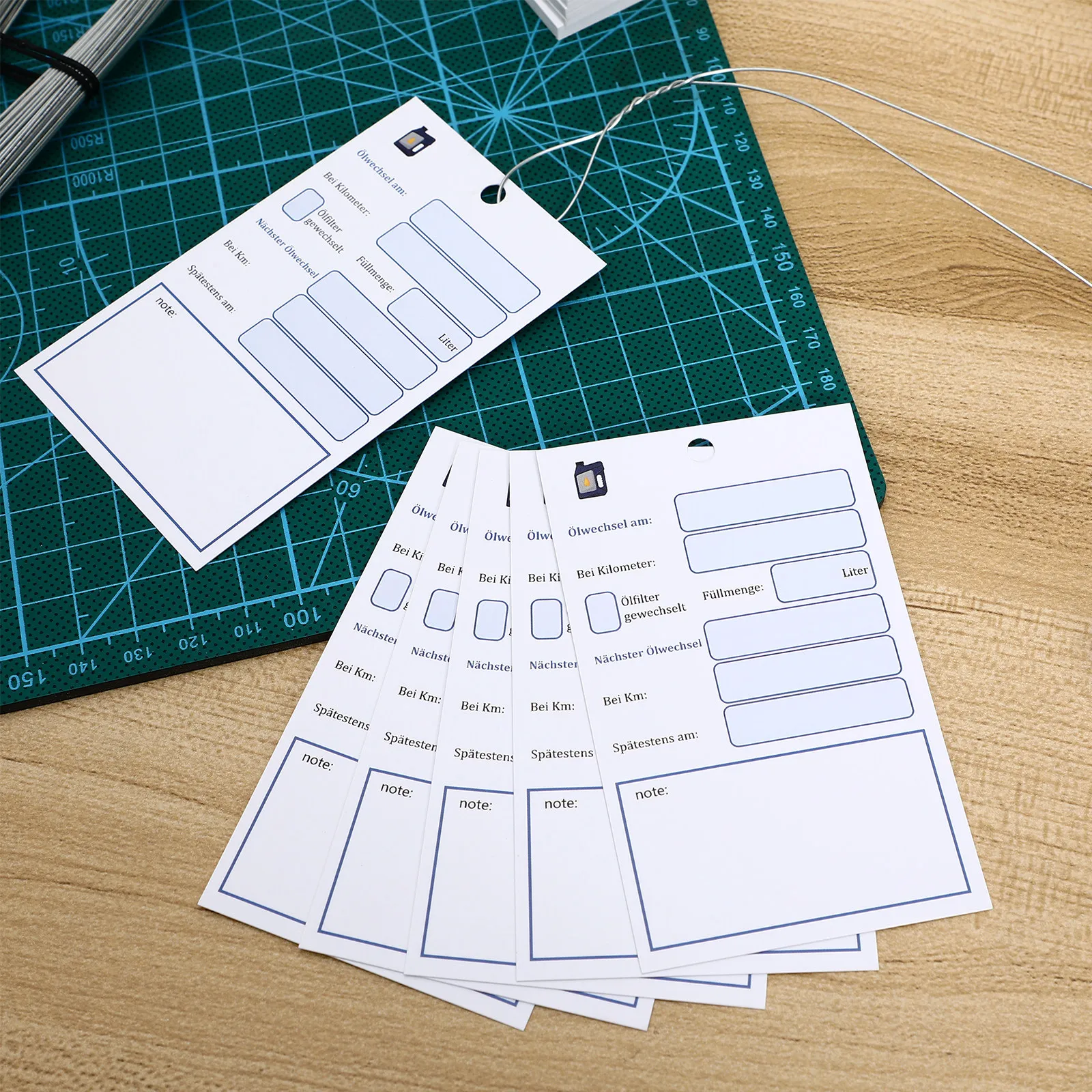 

100Pcs Oil Change Reminder Tags Hanging Double-Sided Car Maintenance Labels Oil Change Management Service Schedule Vehicle