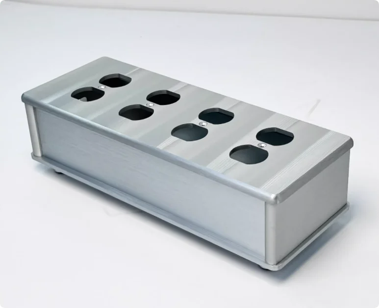 YR/ Aluminum Alloy HIFI Audiophile 8-Position US Standard Power Filter Enclosure, Power Amplifier Chassis (126*95*320mm)