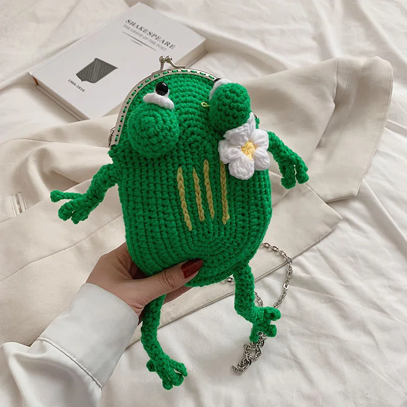 Women Funny cartoon frog small bag 2024 new Japanese personality chain shoulder bag ins net red girl knitted mobile phone bag