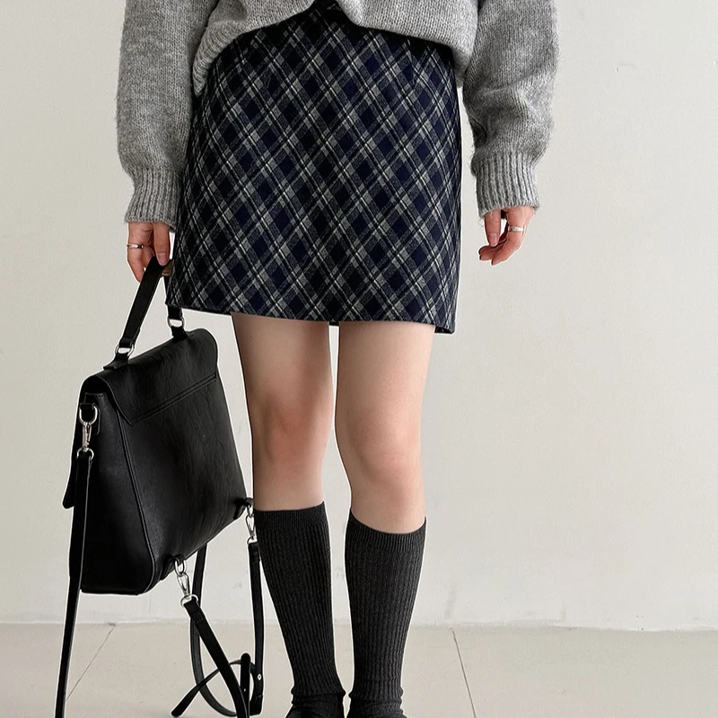 Modna spódnica wełniana w kratę z wysokim stanem w stylu uniwersyteckim na jesień 2025 dla kobiet