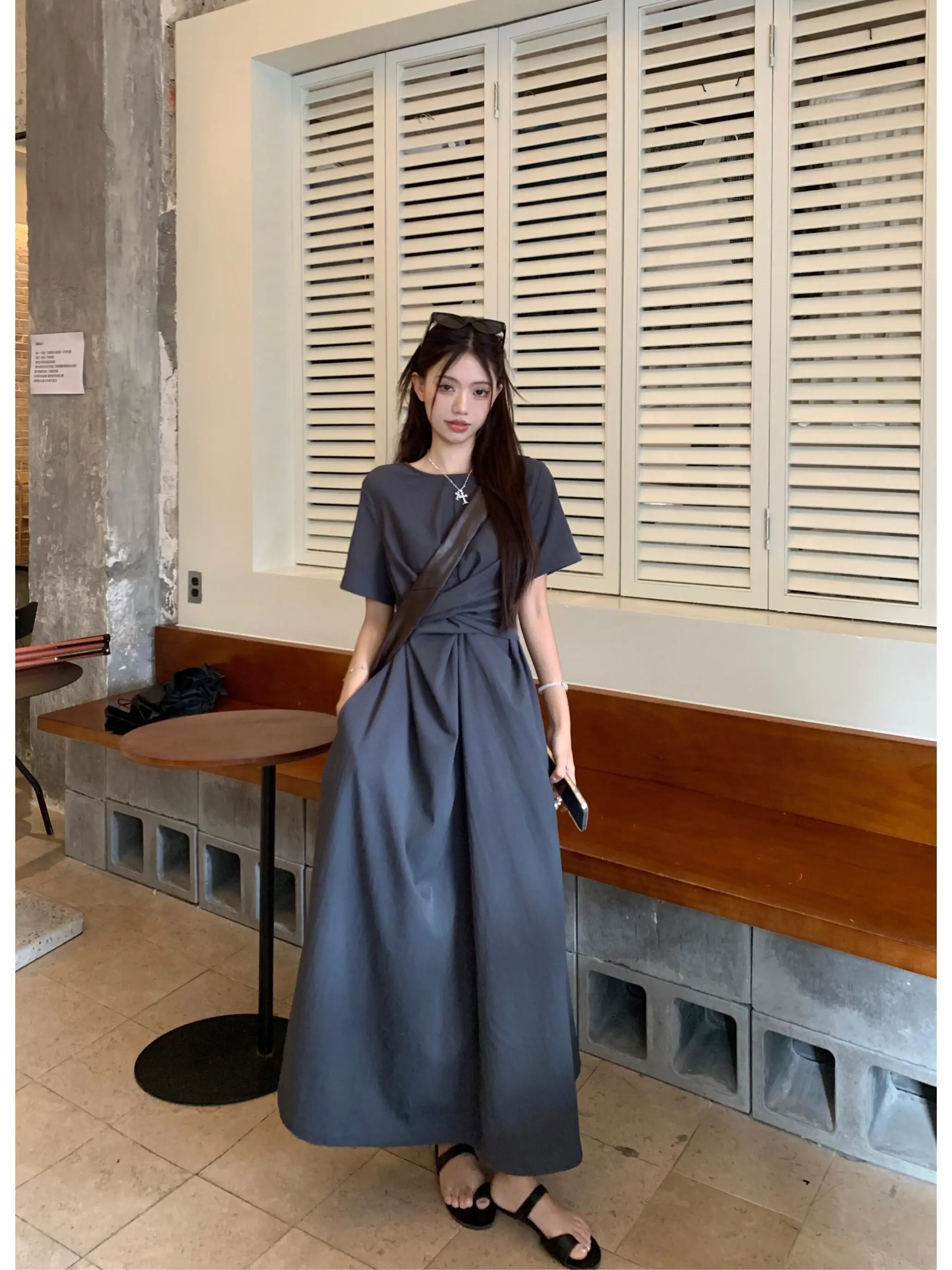 Minimalist Cross-Banded Short-Sleeve Dress Women's Summer New Style Slimming Waist Cinched Long Dress Elegant A-Line Skirt