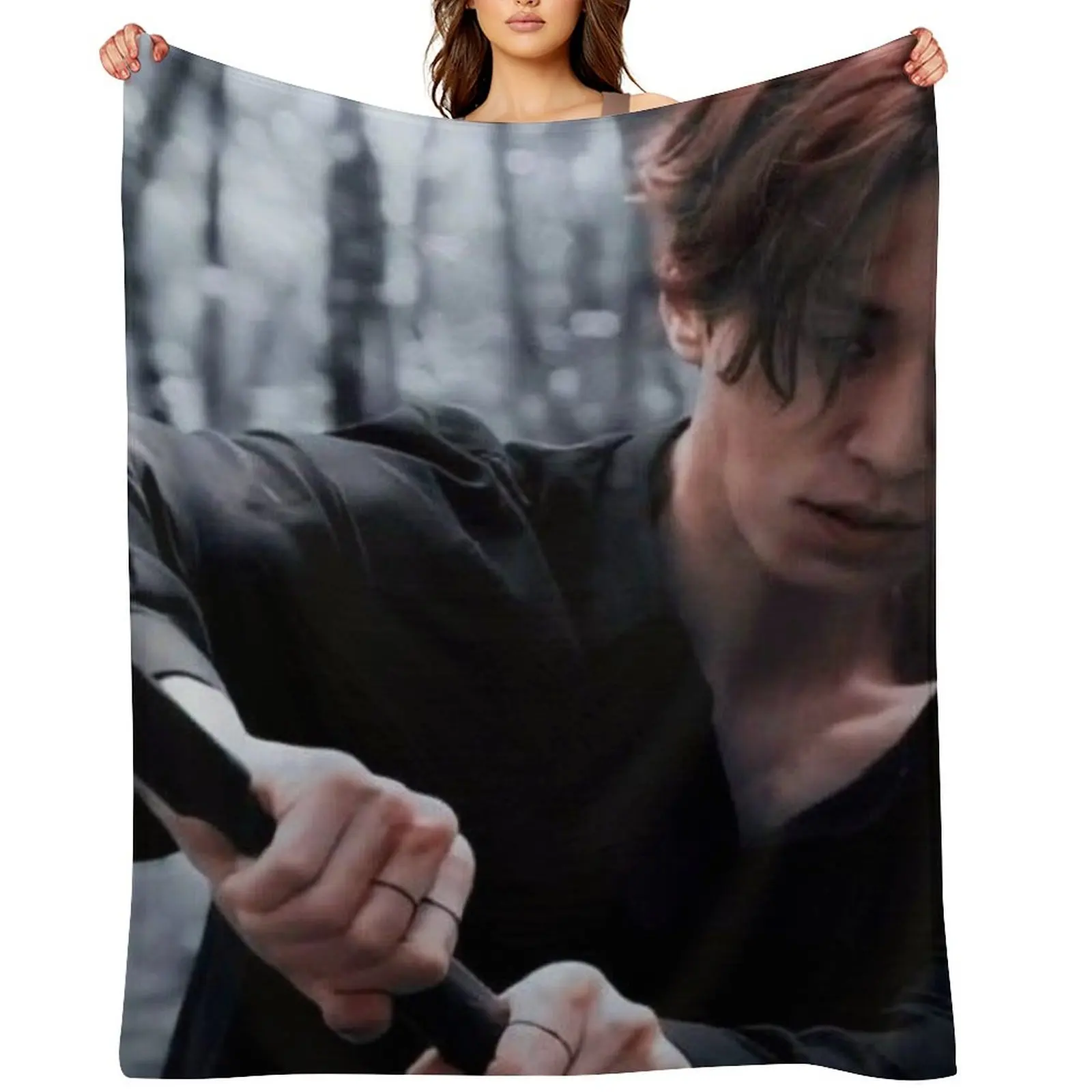 

Lee Yeon Throw Blanket Bed covers Summer Beddings valentine gift ideas Hair Blankets