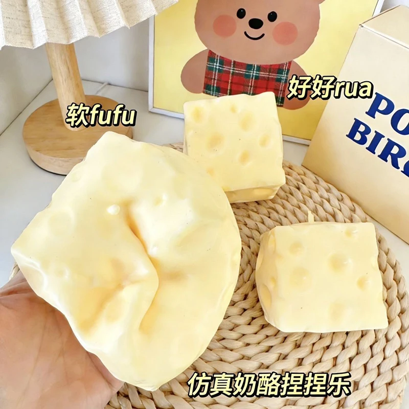 Jumbo Käse-Würfel Stressball Großer Formbarer Käse-Squeeze-Ball Nicht-Springender Fidget-Spielzeug ASMR Sensorisches Anti-Stress Festival-Geschenk