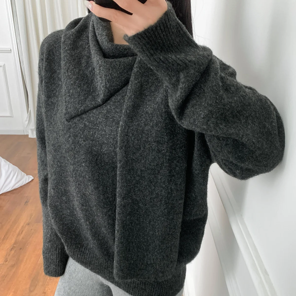 25 Autunno e Inverno Nuova Sciarpa Morbida Drappeggiata Snood Maglione Lavorato a Maglia di Lana Spessa Falso Pullover in Due Pezzi Top da Donna