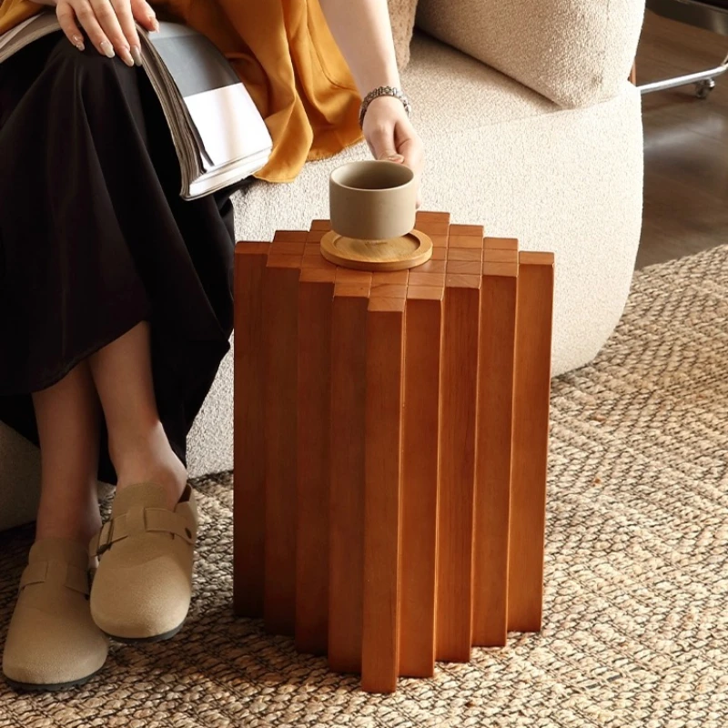 

Винтажный деревянный табурет-скамья для обуви из цельного дерева, квадратный приставной столик из мягкого дивана, стильная прикроватная тумбочка, многофункциональная мебель