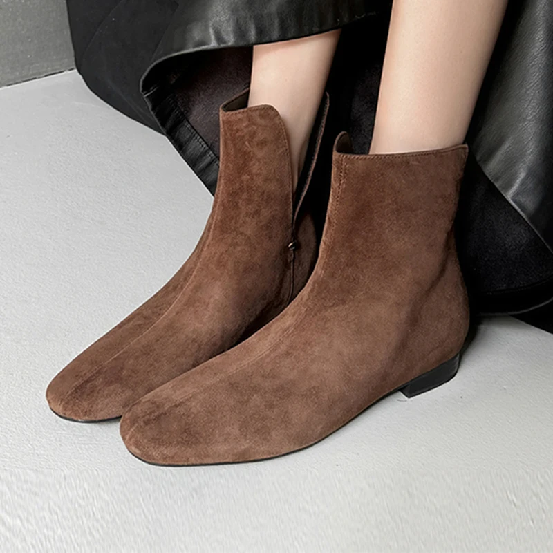 

Flat Bottom Suede Short Boots Women Ankle Botas Ladies Autumn Winter Lightweight Commuting Shoes British Style Chelsea Boots