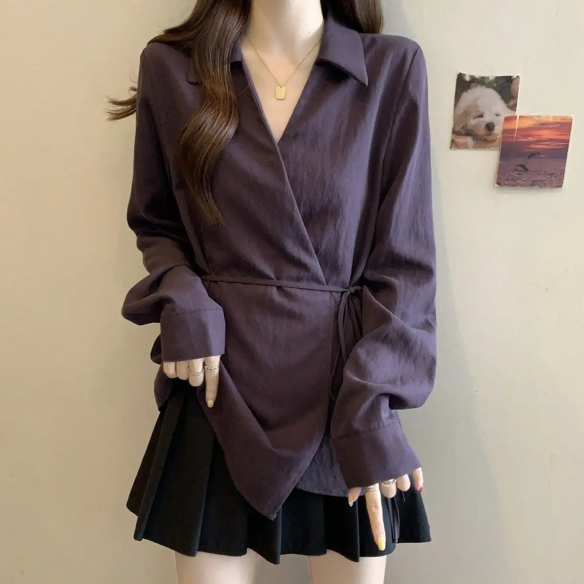 

Gagarich Autumn 2025 New Purple Long Sleeved Shirt Retro Niche French High End Waist Strap Cover Top Women