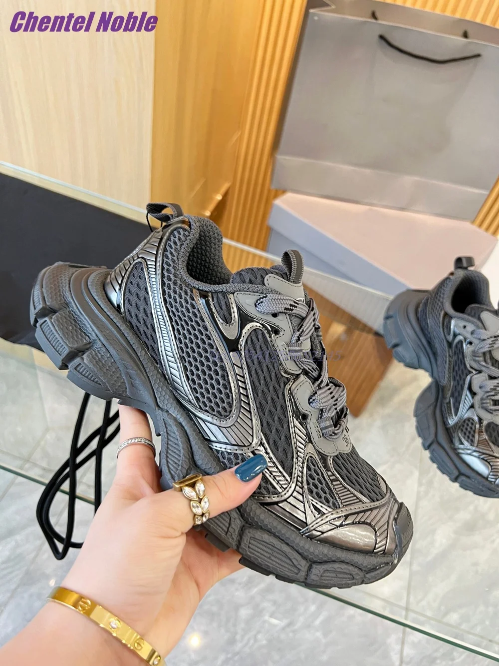 

MIxed Color Splicing Sneakers Thick Height Incresing Cool Street Neutral Vulcanized Shoes Make Old Fashion Designer Mesh News