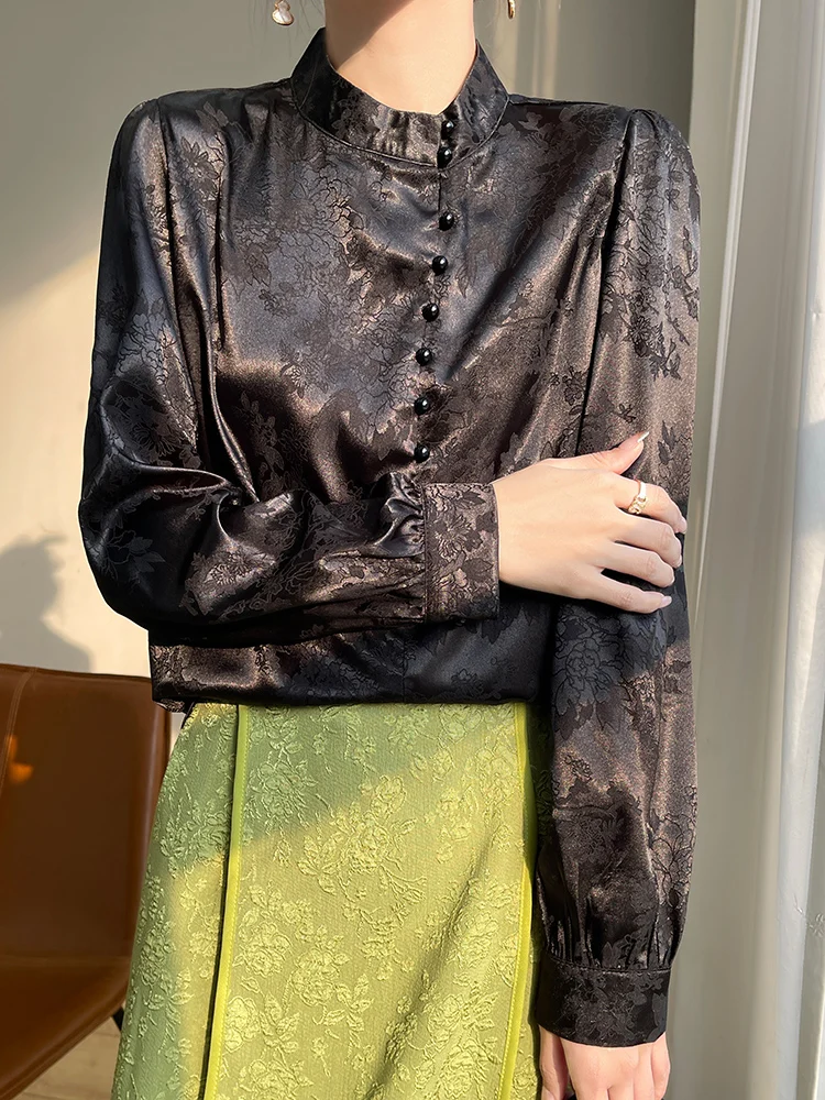 

New Chinese Sle Silk irt Women's Vintage Embroidered Long Sve Satin Stand Collar Pearl Button Outer Thin Top irt