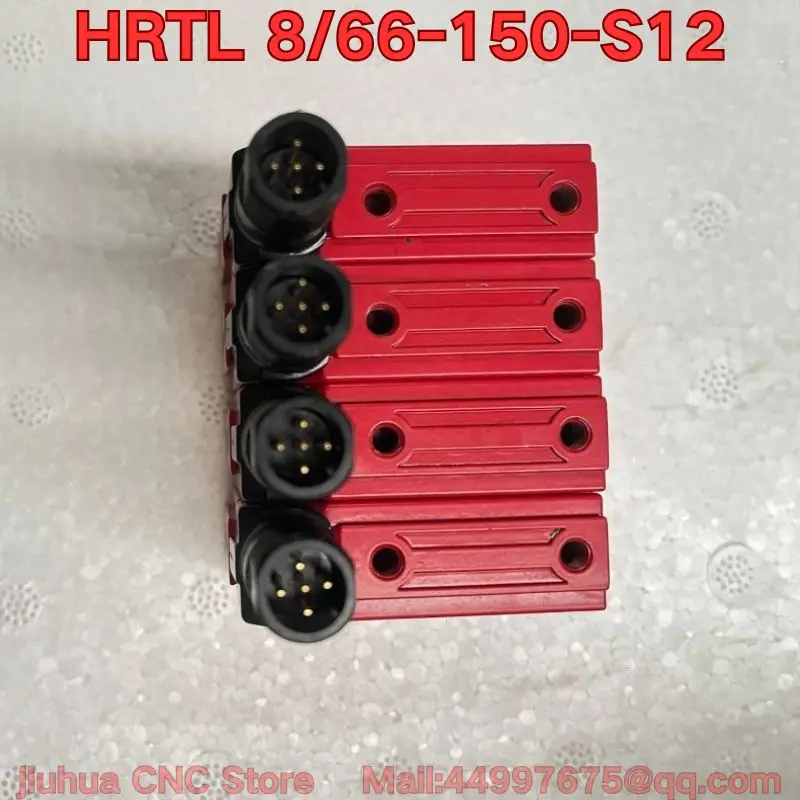 The function test of second-hand HRTL 8/66-150-S12 photoelectric sensor is normal