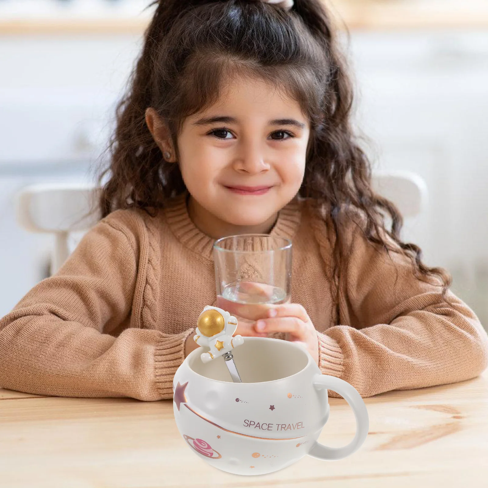 

1Set Ceramic Astronaut Planet Shape Water Cup Creative Home Drinking Heat Resistant Coffee Milk Beverage Cup Gift