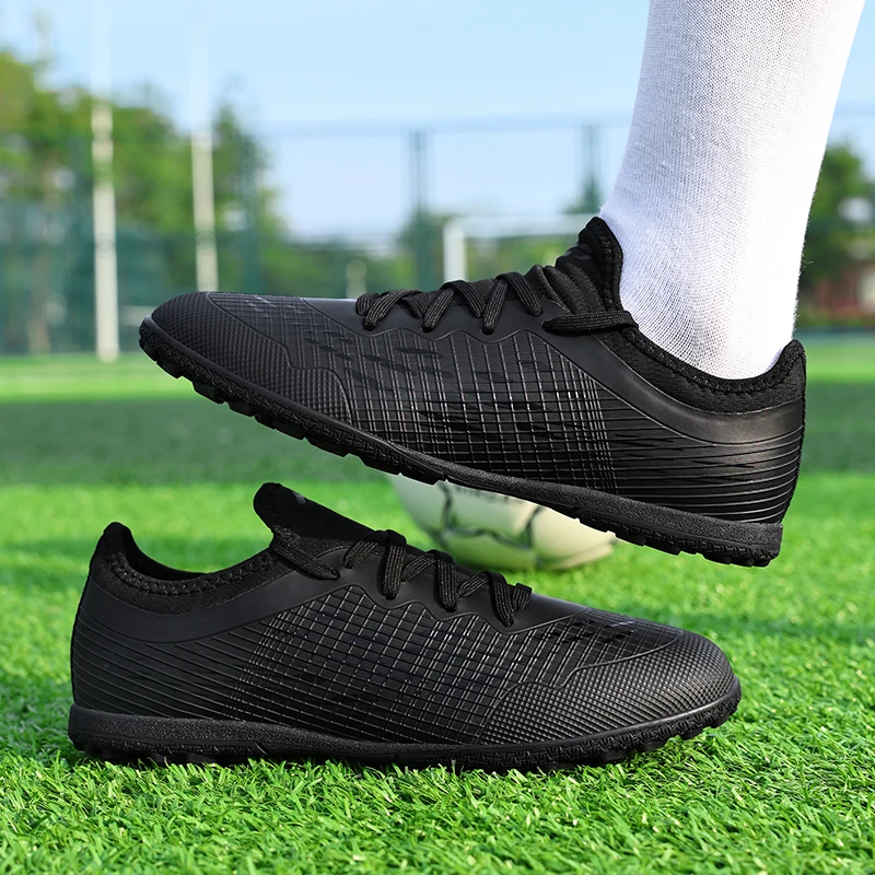 2024 Outdoor Professional Men Football Sneakers Soccer Shoes High Ankle Men's Cleats Training Soccer Boots