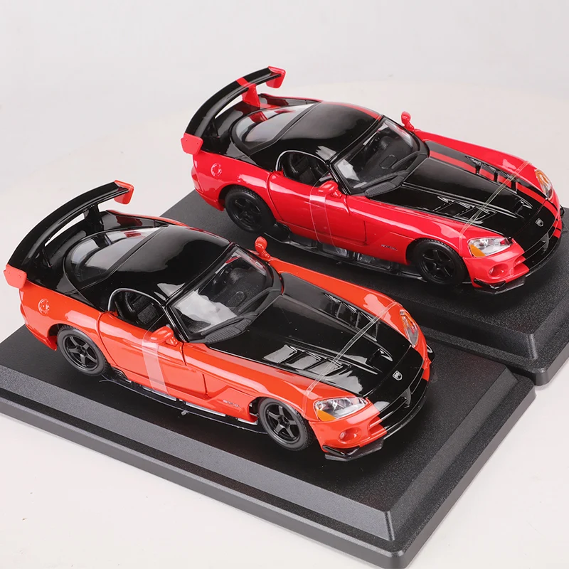 Burago 1:24 Dodge Viper SRT 10 ACR Alloy Model Car