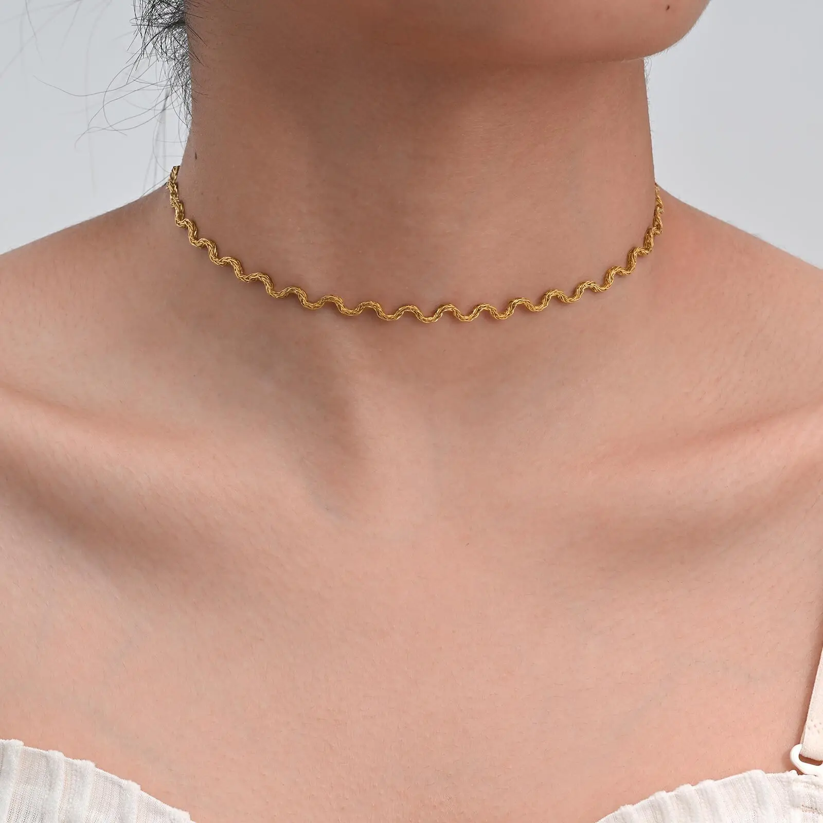 Stainless Steel Wave Choker Necklace for Women, Waterproof Stainless Steel Link Clavicle Necklaces - Detail 1