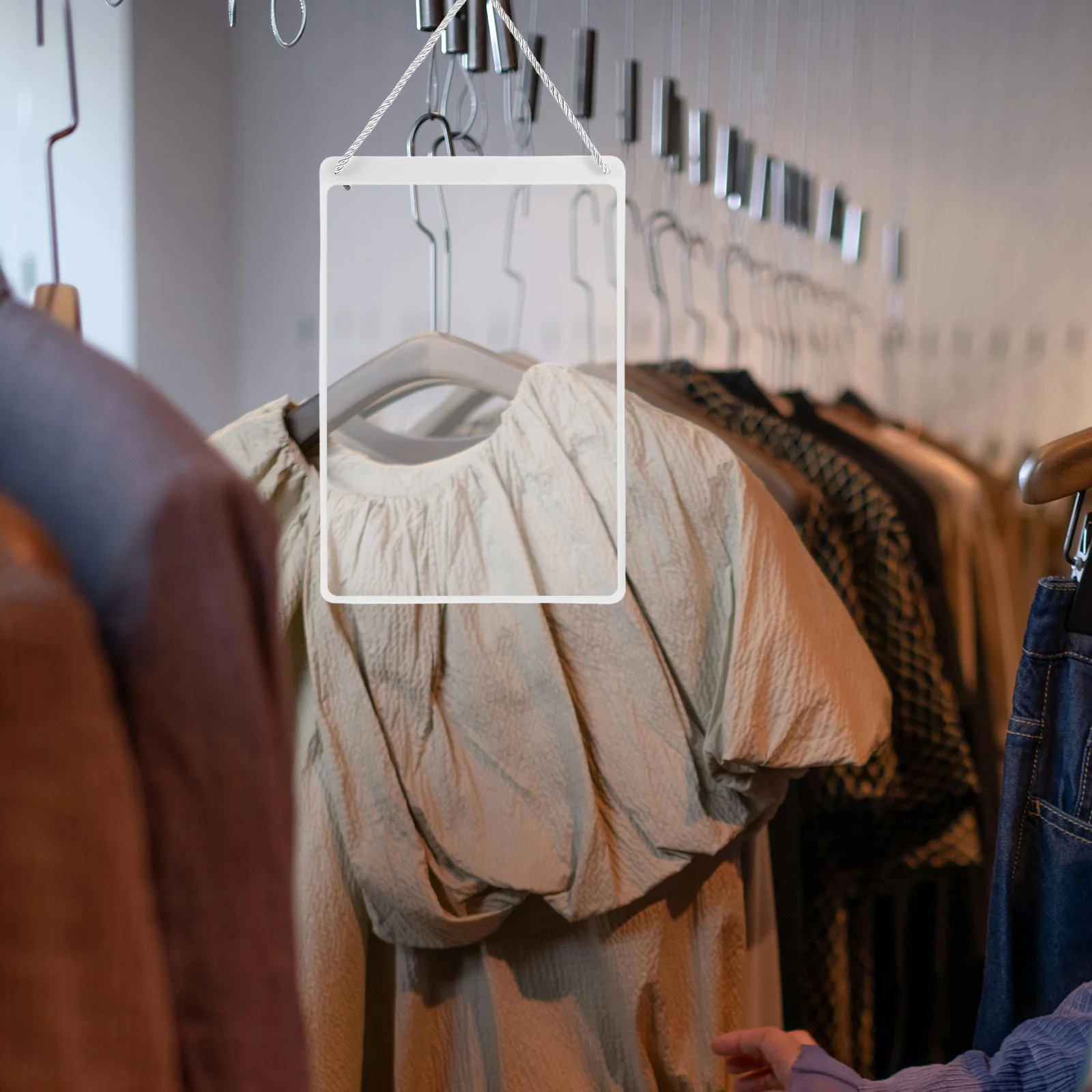 

Professional Design Hanging Sign Holder A4 Poster Frame for Retail Store Supermarket Exhibition Office Restaurant