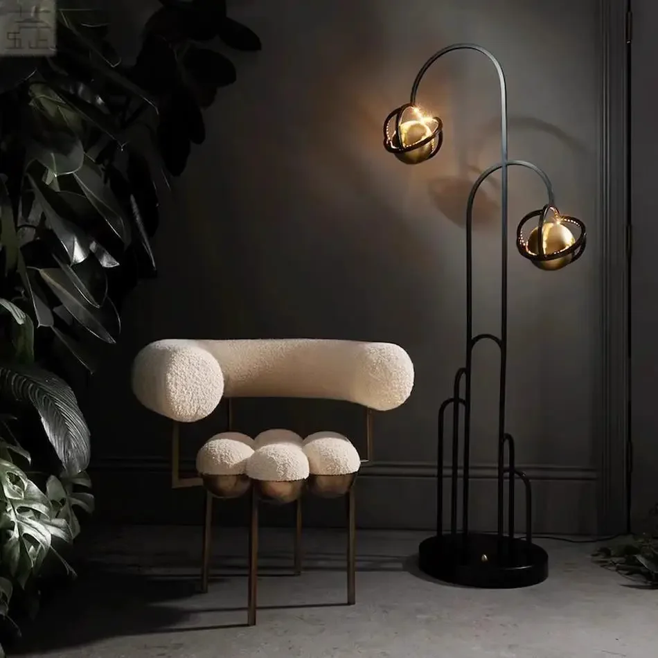 Nordic modern designer personalized single chair, model room hall reception back chair