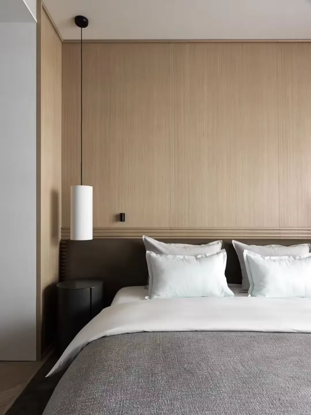 ไอเดียการออกแบบตกแต่งภายในสไตล์ร่วมสมัยแบบเรียบง่ายสำหรับบ้านทั้งหลัง ภาพเรนเดอร์ 3 มิติ แบบร่างก่อสร้างอพาร์ทเมนต์ แบบแปลนพื้น