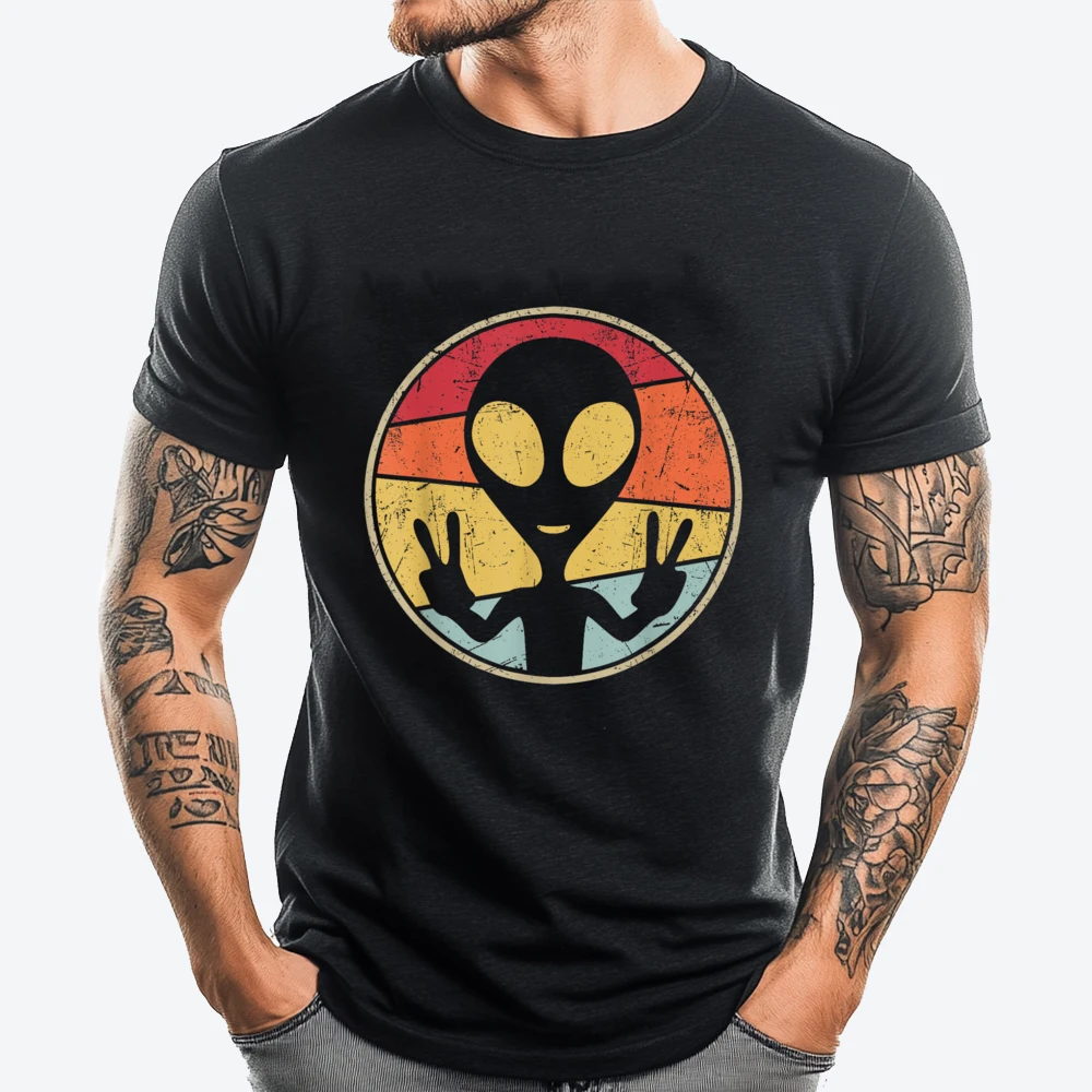 

UFO Lover Funny Retro 80's Style Vintage Alien Space Gift Mens Designer Clothes Anime Creative