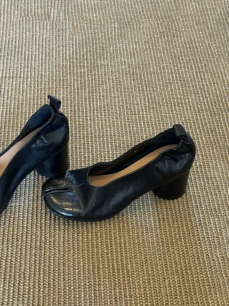 

Lamb Leather Version Retro Toe Separating High Heel Single Shoes Women's Commuter Slip-On Breathable Personality Thick Heel B...