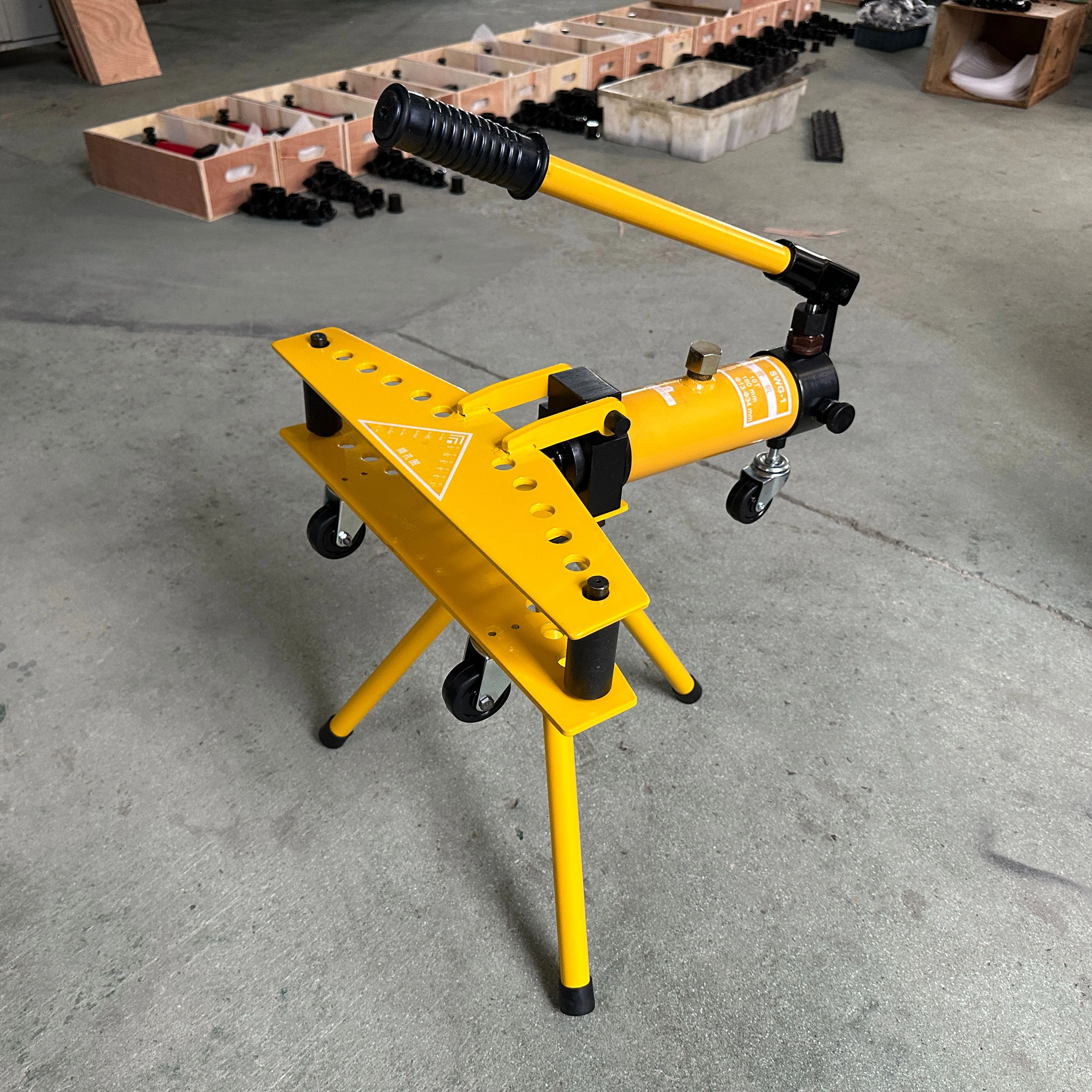 

SWG-1 Manual Pipe Bender with Stand for Pipes 1/2-1 Inch