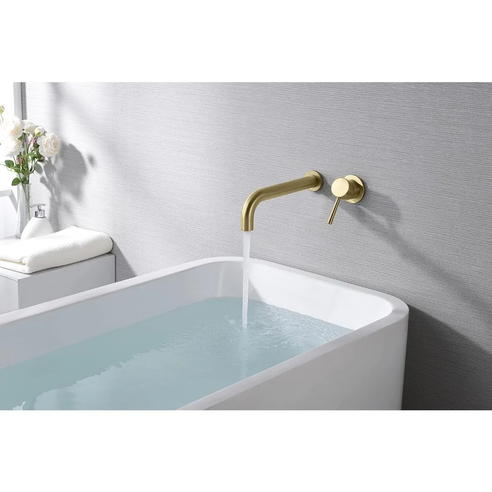 ブラッシュゴールドの壁掛け式浴槽用蛇口、高流量と超ロングスパウト付き、真鍮製の埋め込みバルブ付き
