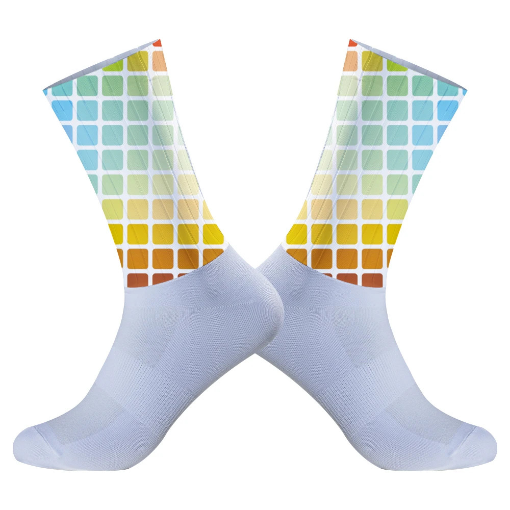 2024 neue Radsport-Aero-Socken Atmungsaktive Rad socke mit rutsch festen Gummiband Pro Team Radsport-Sommers ocken