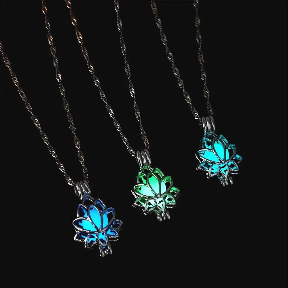 New popular lotus luminous pendant women's fashion simple night glow necklace trinkets