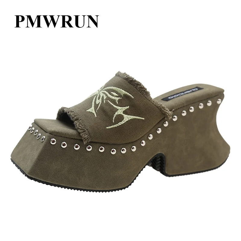 

Female Shoes House Slippers Platform Low Slides Rivet Women Heels 2025 Summer Denim High Retro Cotton Fabric Rubber Rome Hoof