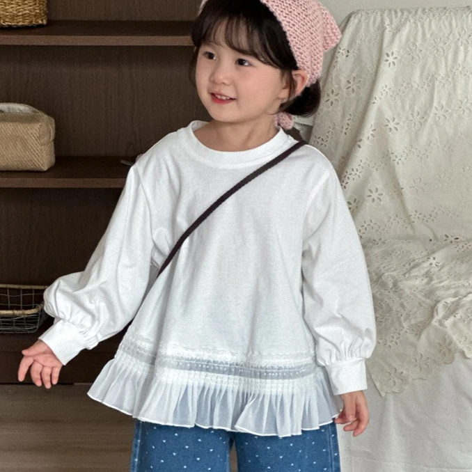 

Girls' Blouse 2025 Autumn New Children's Clothing Korean Style Girl Baby Heavy Industry Lace T-shirt Bottom Shirt Casual Simple