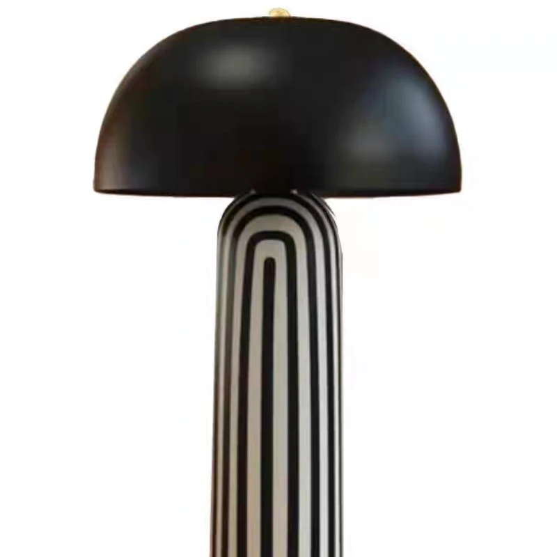 

Creative art desk lamp New modern simple Nordic bedroom study desktop bedside table lamp