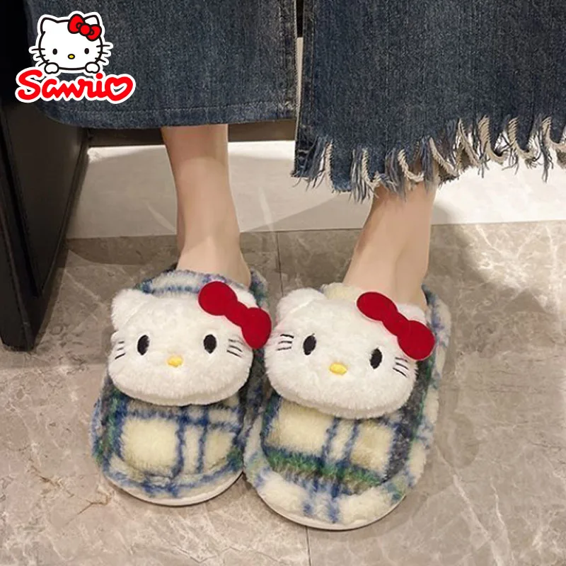 Pantofole in cotone Sanrio Hello Kitty cartone animato da donna carino inverno caldo scarpe di peluche scarpe in cotone Kawaii antiscivolo pantofole da casa regalo