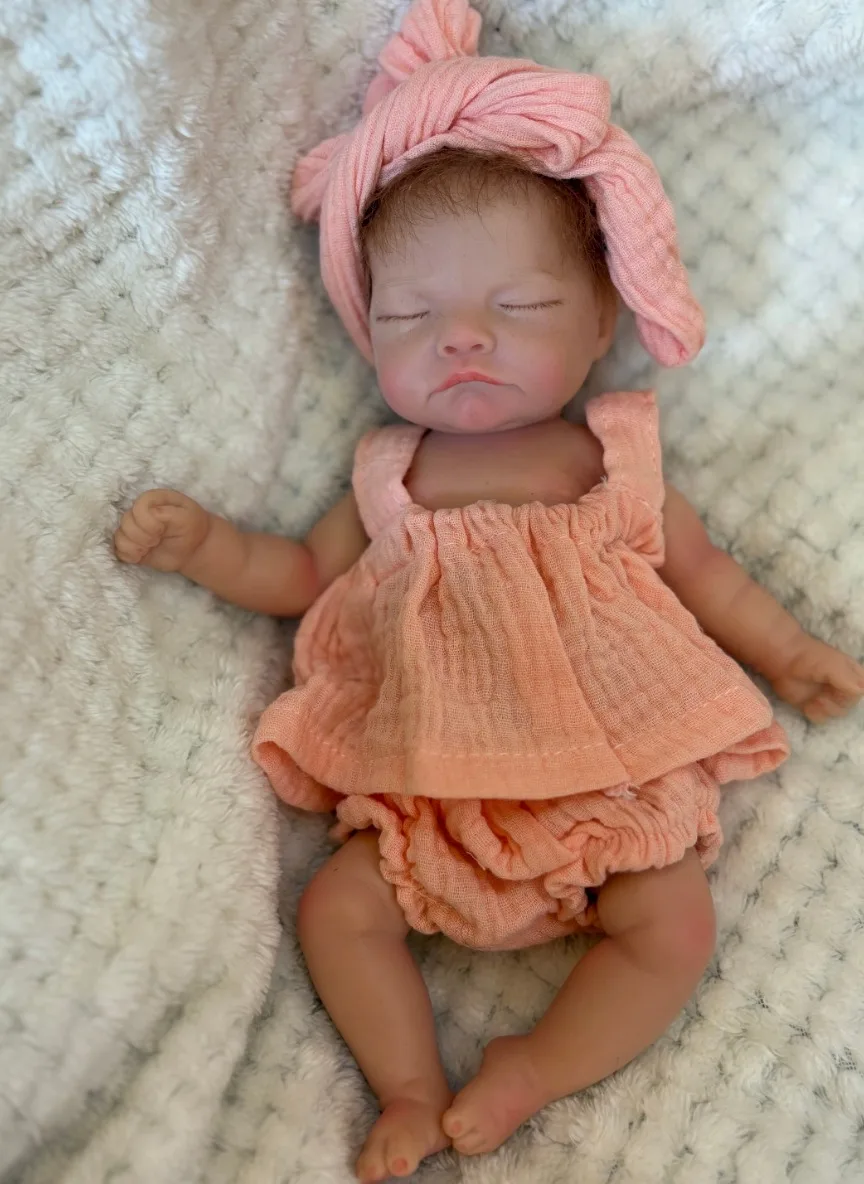 アイズワ1 10インチ レヴィガール ソフトタッチ シリコン製リボーンドール 根付毛 新生児人形 おもちゃ