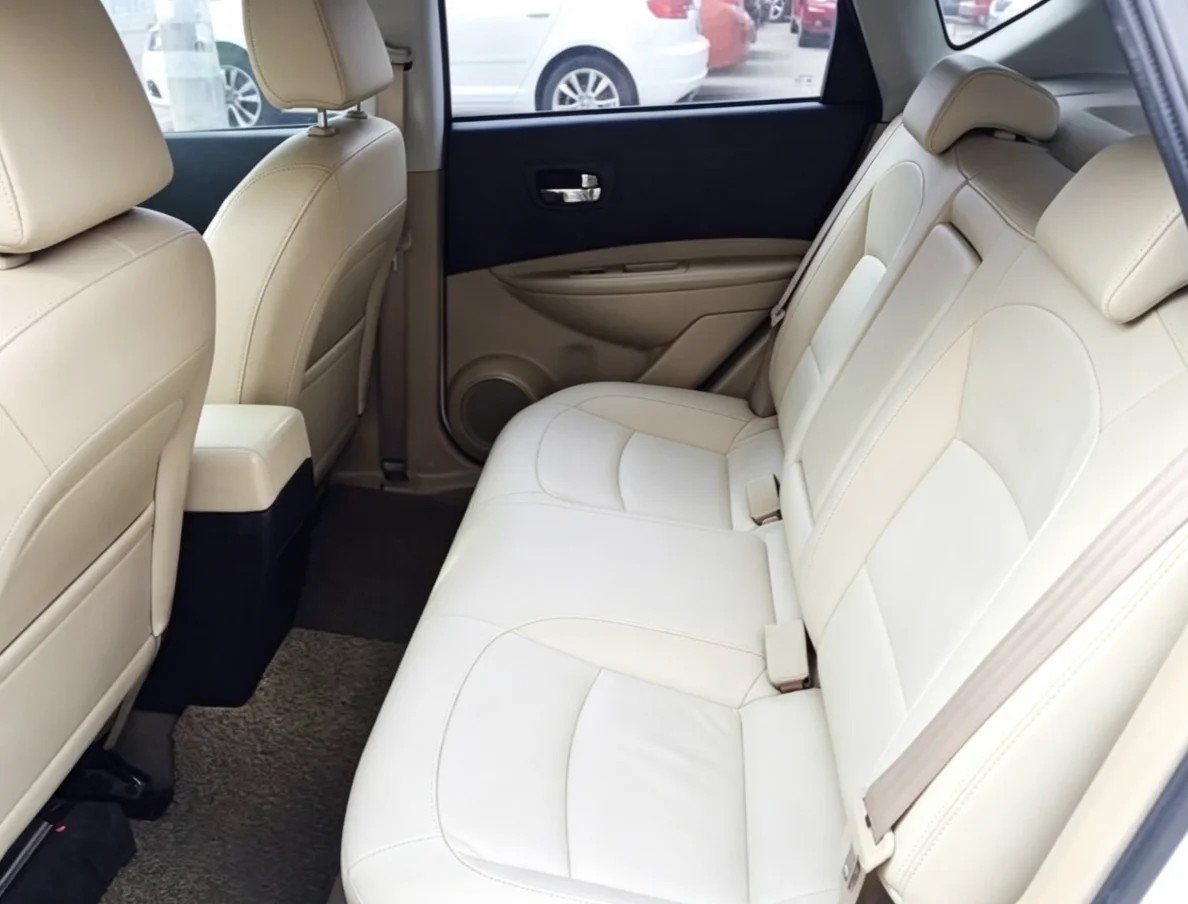 Für Nissan Qashqai J10 2008~2015 Maßgefertigte Autositzbezüge Luxuriöses Nappa-Leder 100% Passgenau Innenraumzubehör 360 ° Vollständige Abdeckung – Detail 1